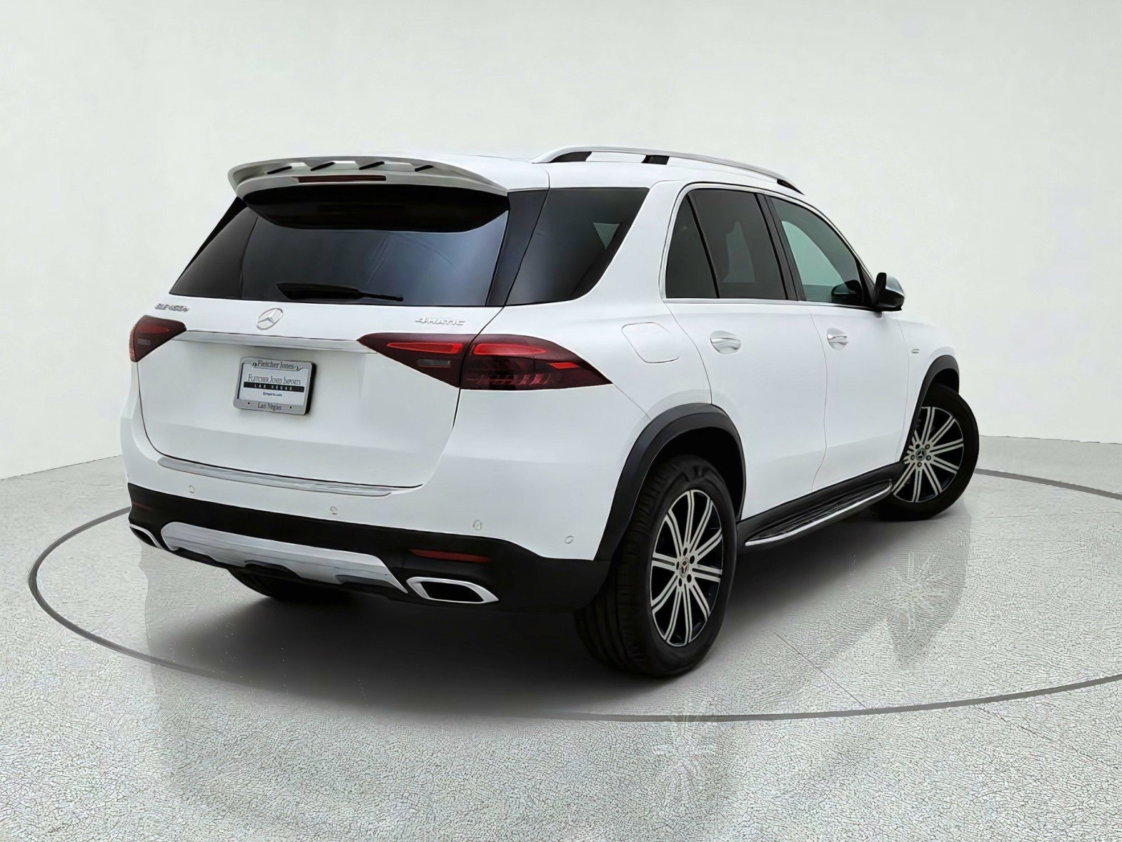 Used 2025 Mercedes-Benz GLE 450e 4MATIC image 9