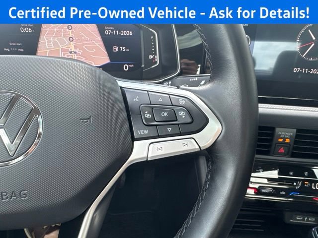 Used 2025 Volkswagen Jetta SEL FWD image 19