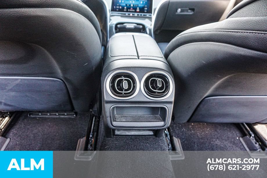 Used 2022 Mercedes-Benz C 300 Sedan image 31