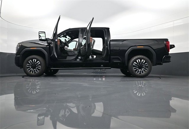 New 2026 GMC Sierra 3500 Denali Ultimate image 34