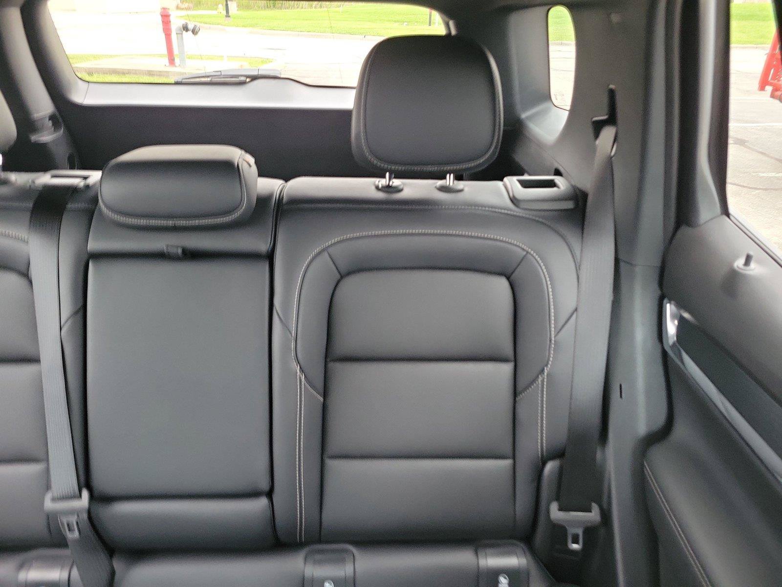 New 2027 GMC Terrain Elevation w/ Elevation Premium Package AWD/4WD image 14