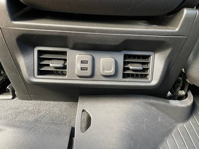 Used 2022 Chevrolet Silverado 1500 LT w/ All Star Edition Plus AWD/4WD image 40