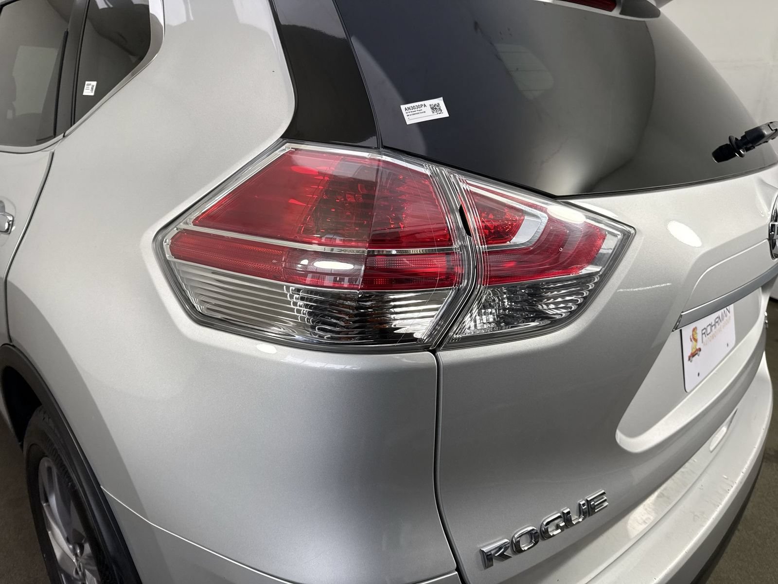 Used 2016 Nissan Rogue SL w/ SL Premium Package AWD/4WD image 30