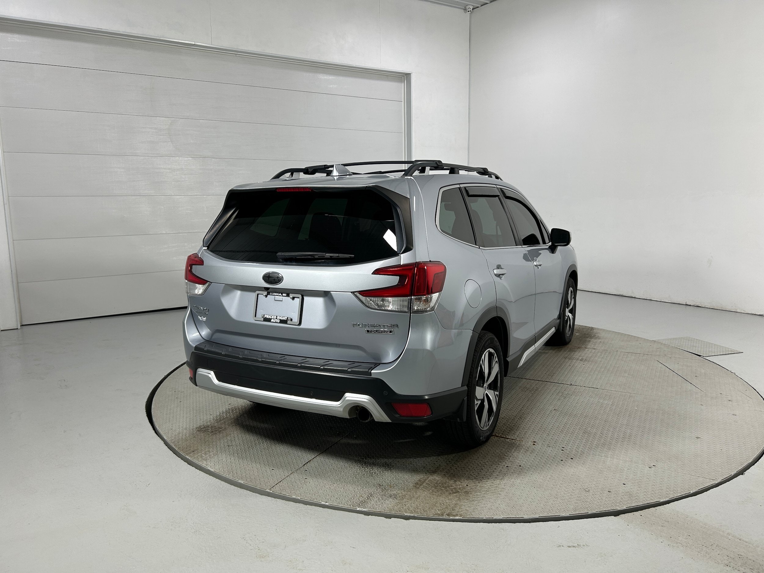 Used 2020 Subaru Forester Touring w/ Popular Package #2 AWD/4WD image 39