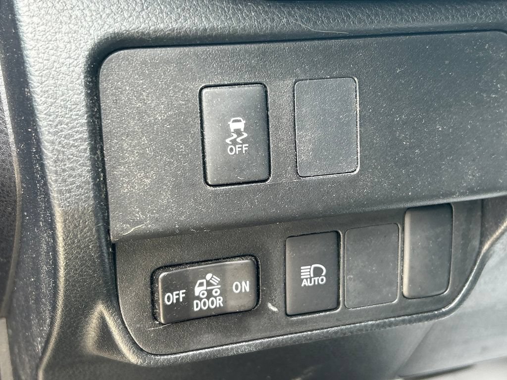 Certified 2023 Toyota Tacoma SR5 RWD image 25
