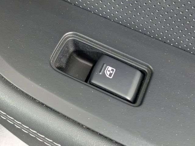 Used 2017 Subaru Legacy 3.6R Limited image 33