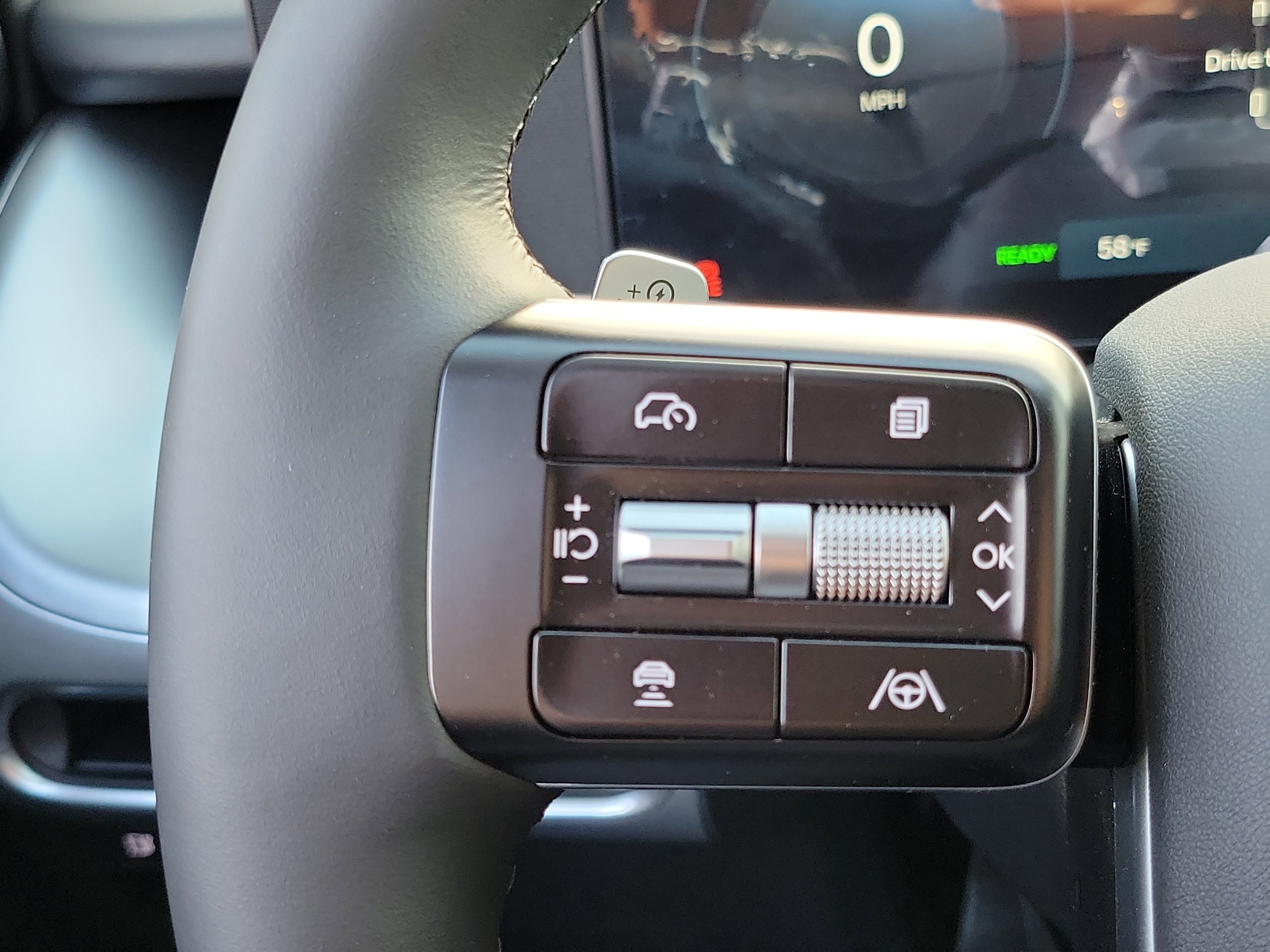 Certified 2026 Hyundai Ioniq 9 SE image 7