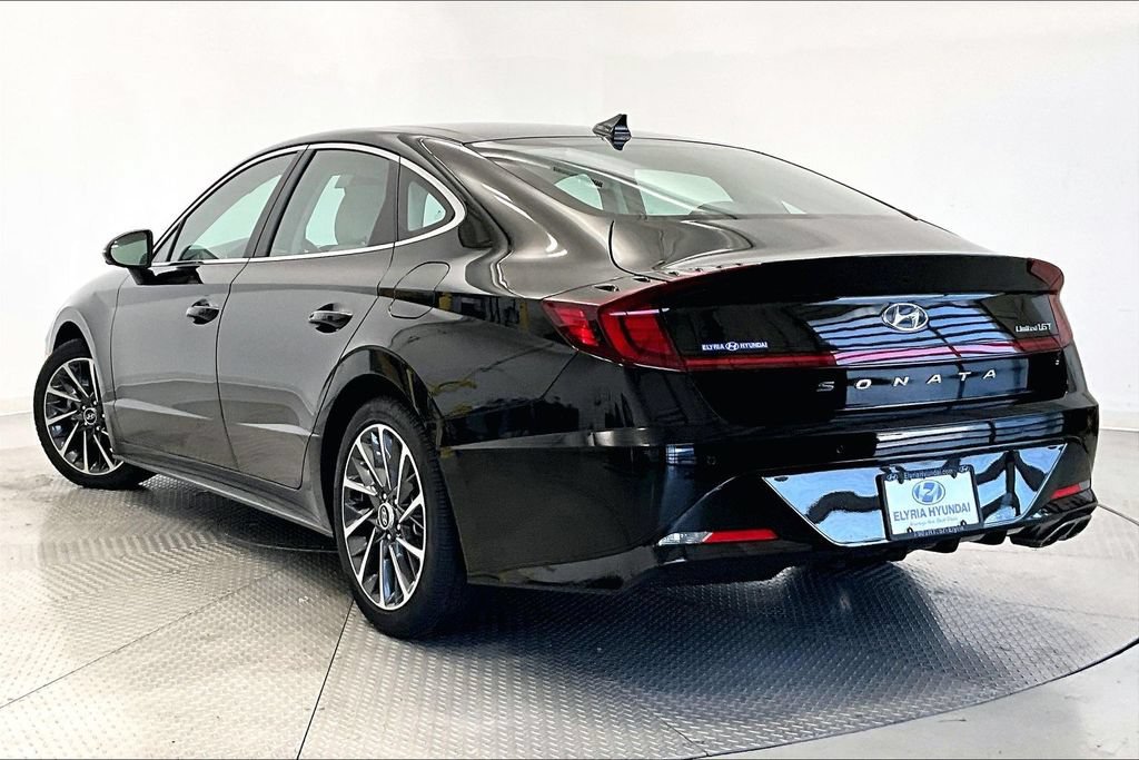 Used 2023 Hyundai Sonata Limited FWD image 12