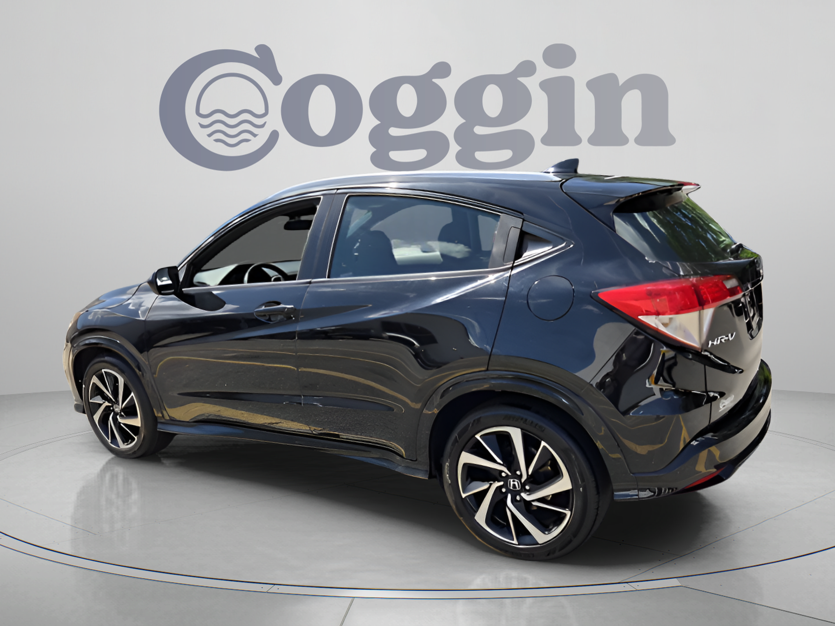 Used 2019 Honda HR-V Sport image 3