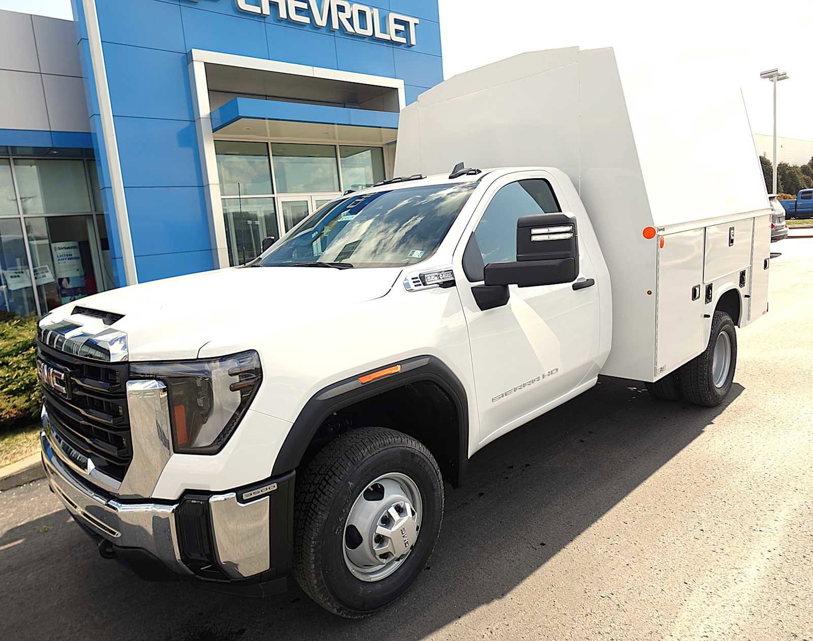 New 2026 GMC Sierra 3500 Pro w/ Convenience Package AWD/4WD image 3