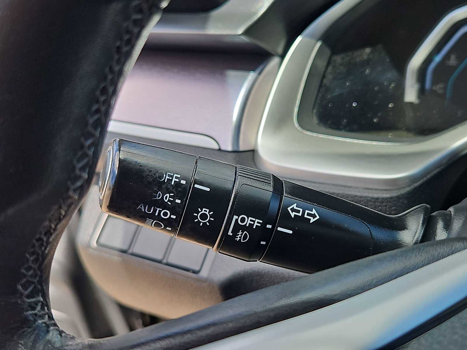 Used 2018 Honda Civic EX-T image 23