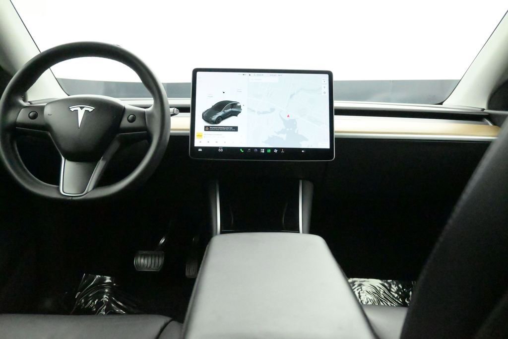 Used 2021 Tesla Model Y Long Range AWD/4WD image 14