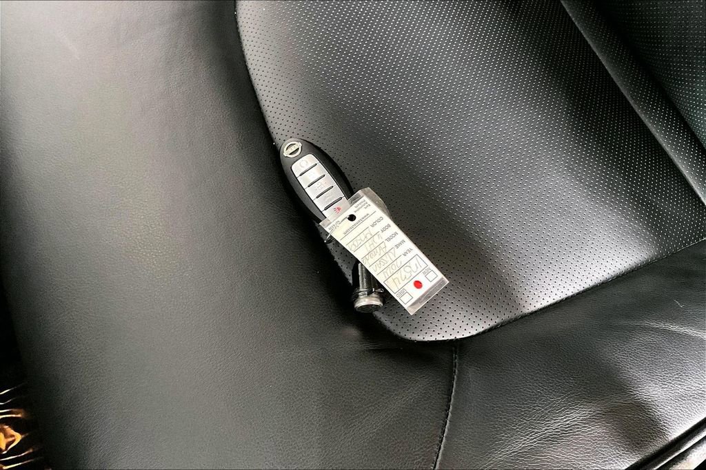 Used 2024 Nissan Armada SL w/ Cargo Package image 10