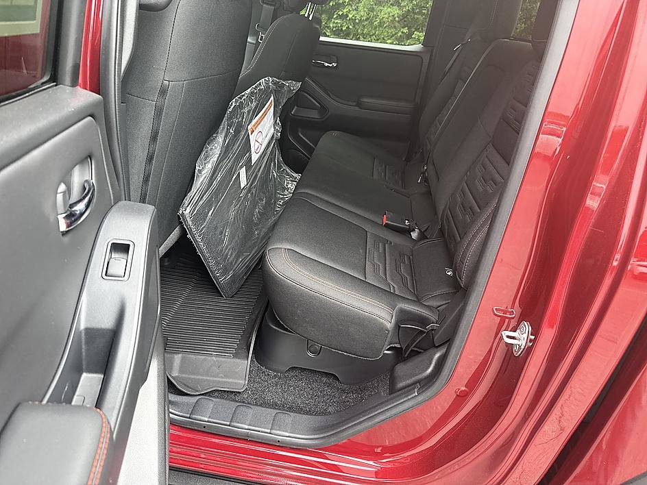 Certified 2024 Nissan Frontier PRO-4X w/ Technology Package AWD/4WD image 22