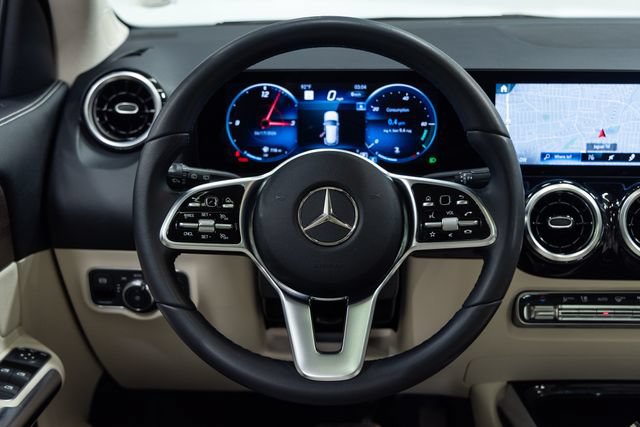 Used 2022 Mercedes-Benz GLA 250 4MATIC image 14
