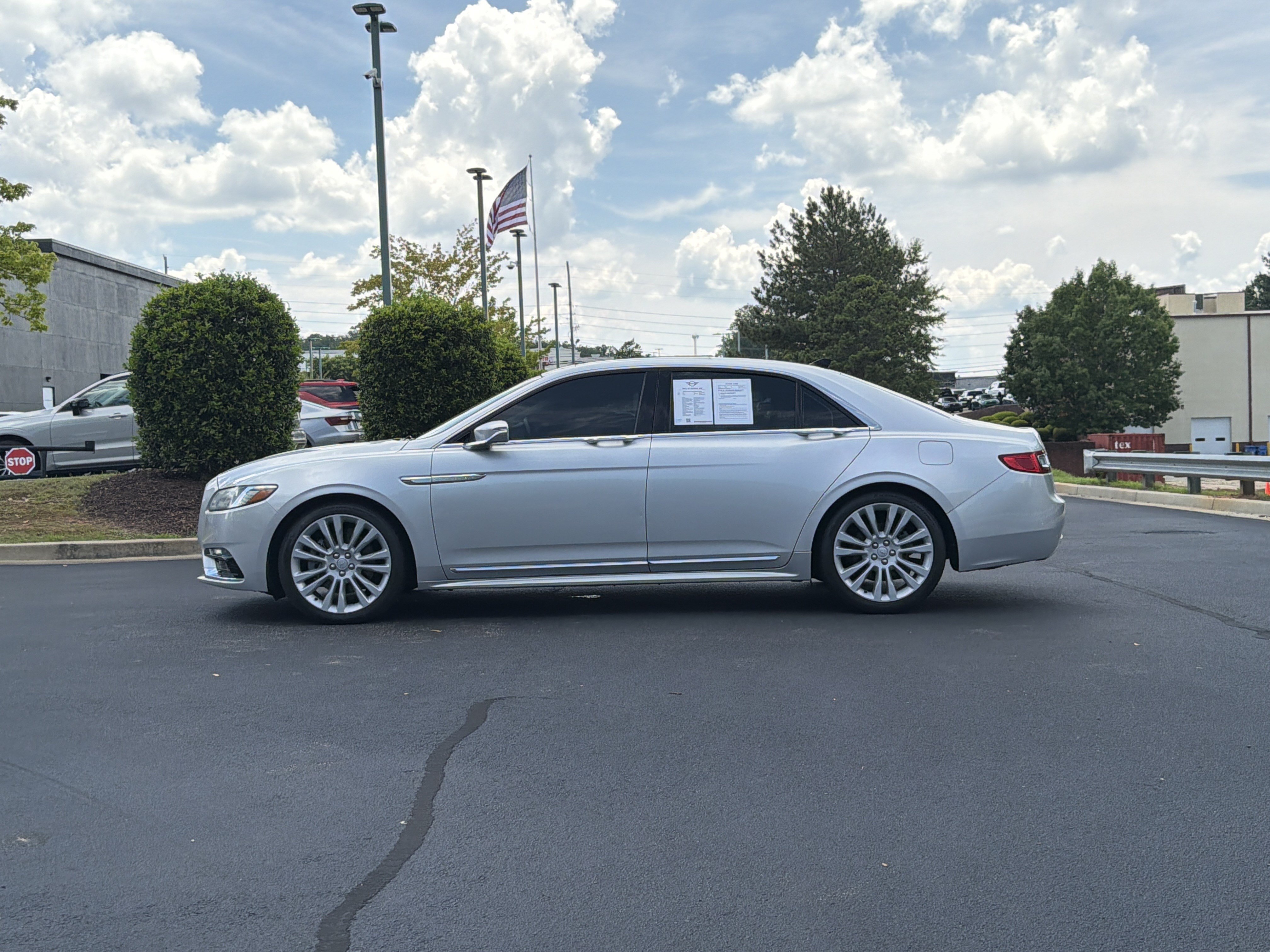 Used 2019 Lincoln Continental Select FWD image 15