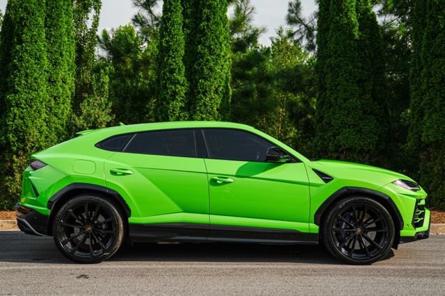 Used 2021 Lamborghini Urus AWD/4WD image 12