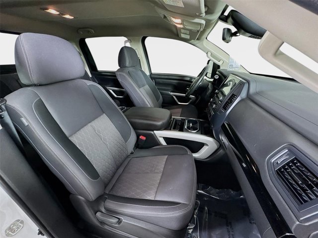 Certified 2024 Nissan Titan SV w/ SV Convenience Package image 27