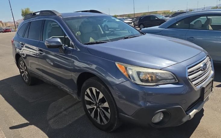 Used 2015 Subaru Outback 2.5i Limited AWD/4WD image 1