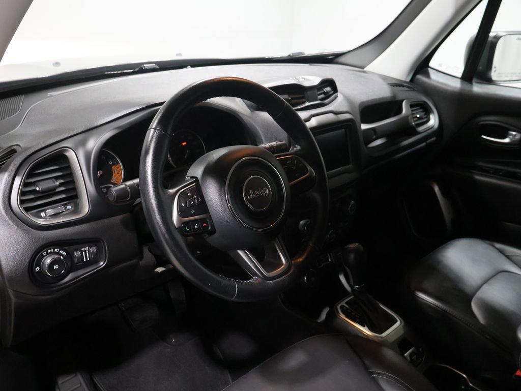 Used 2020 Jeep Renegade Limited image 15