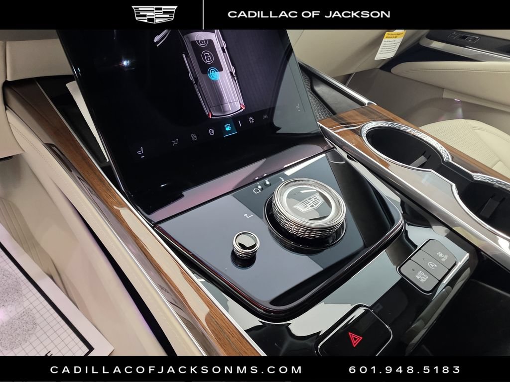 Certified 2026 Cadillac Escalade Platinum Sport w/ LPO, Floor Liner Package AWD/4WD image 11