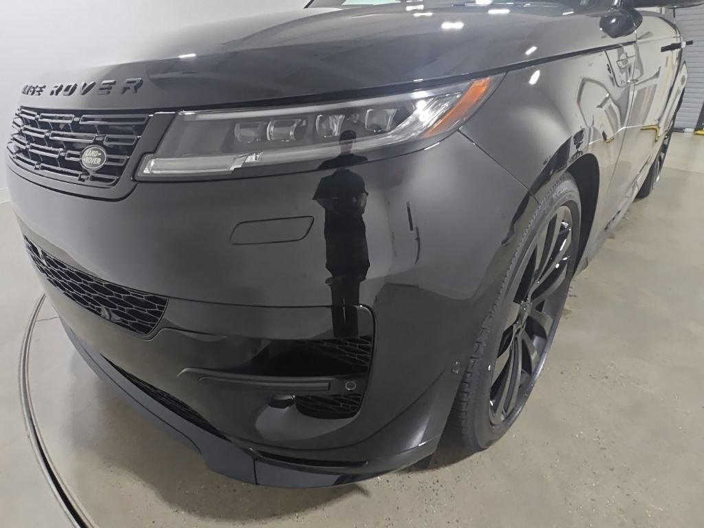 New 2026 Land Rover Range Rover Sport Dynamic SE AWD/4WD image 10