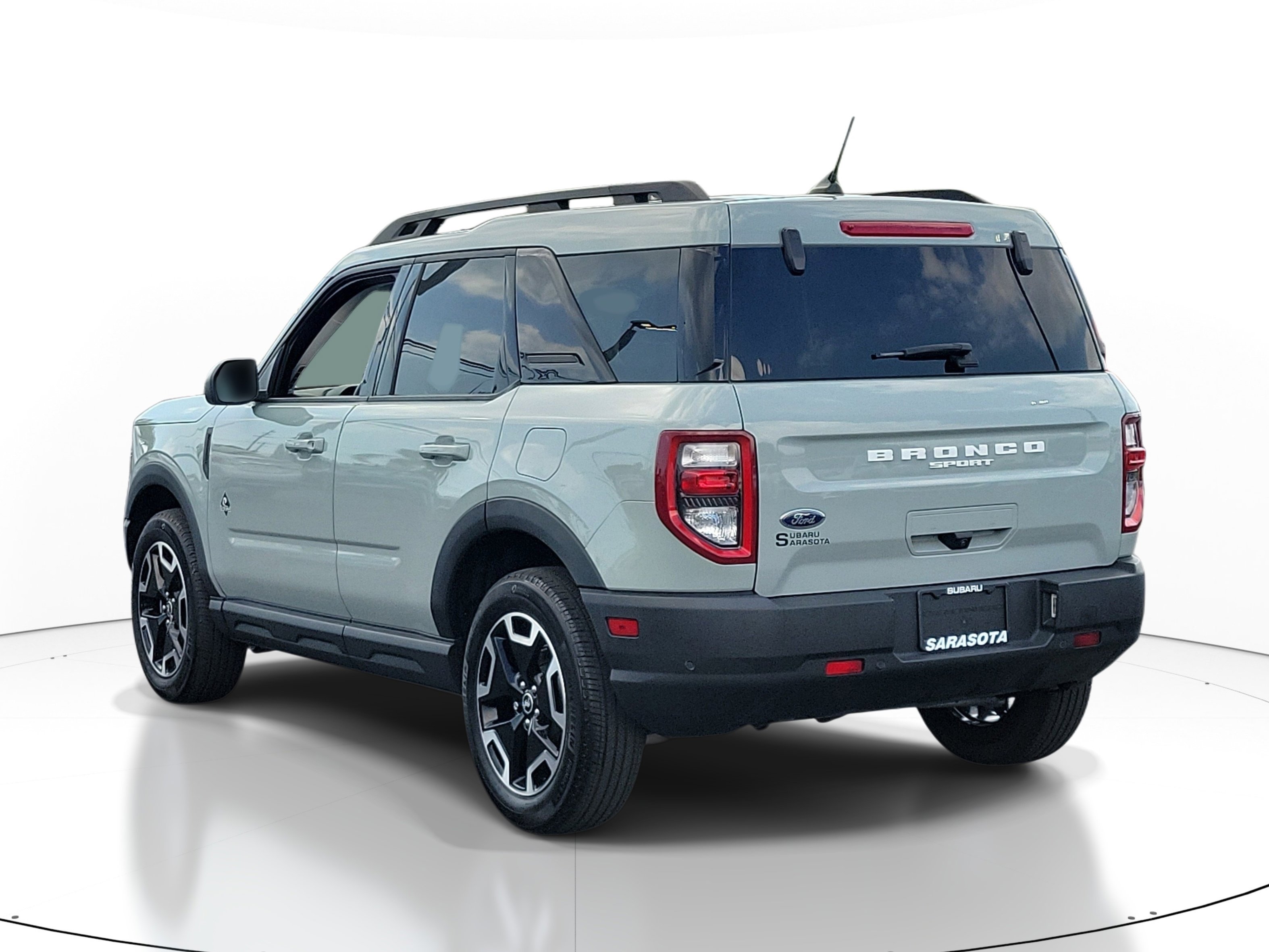 Used 2023 Ford Bronco Sport Outer Banks w/ Tech Package image 4
