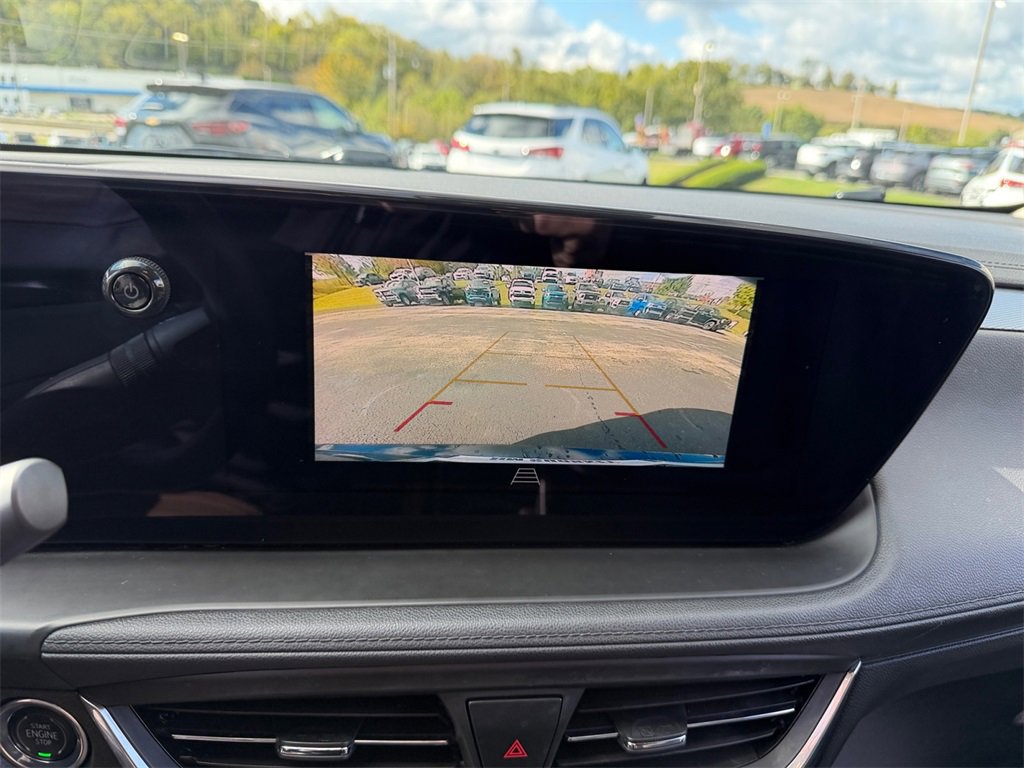 Used 2024 Buick Encore GX Sport Touring image 18