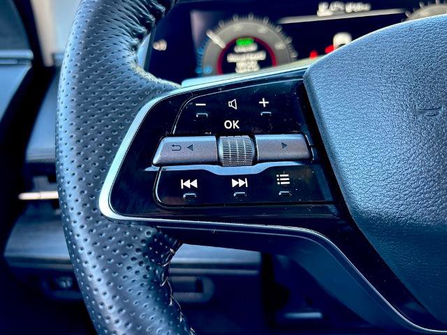 Certified 2024 Nissan Ariya AWD image 20