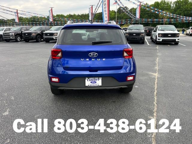 Used 2024 Hyundai Venue SEL FWD image 33