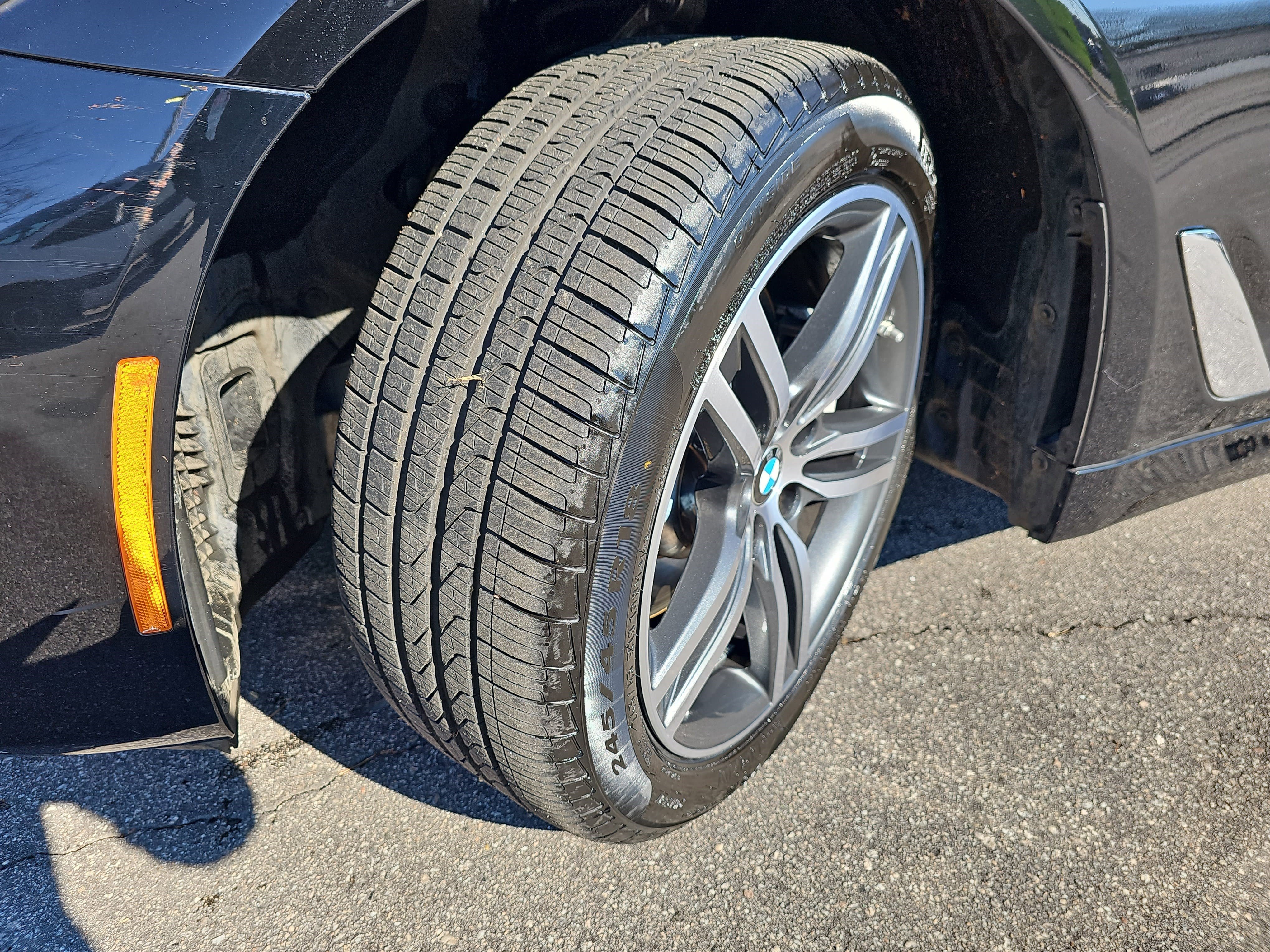 Certified 2023 BMW 530i w/ Premium Package image 34