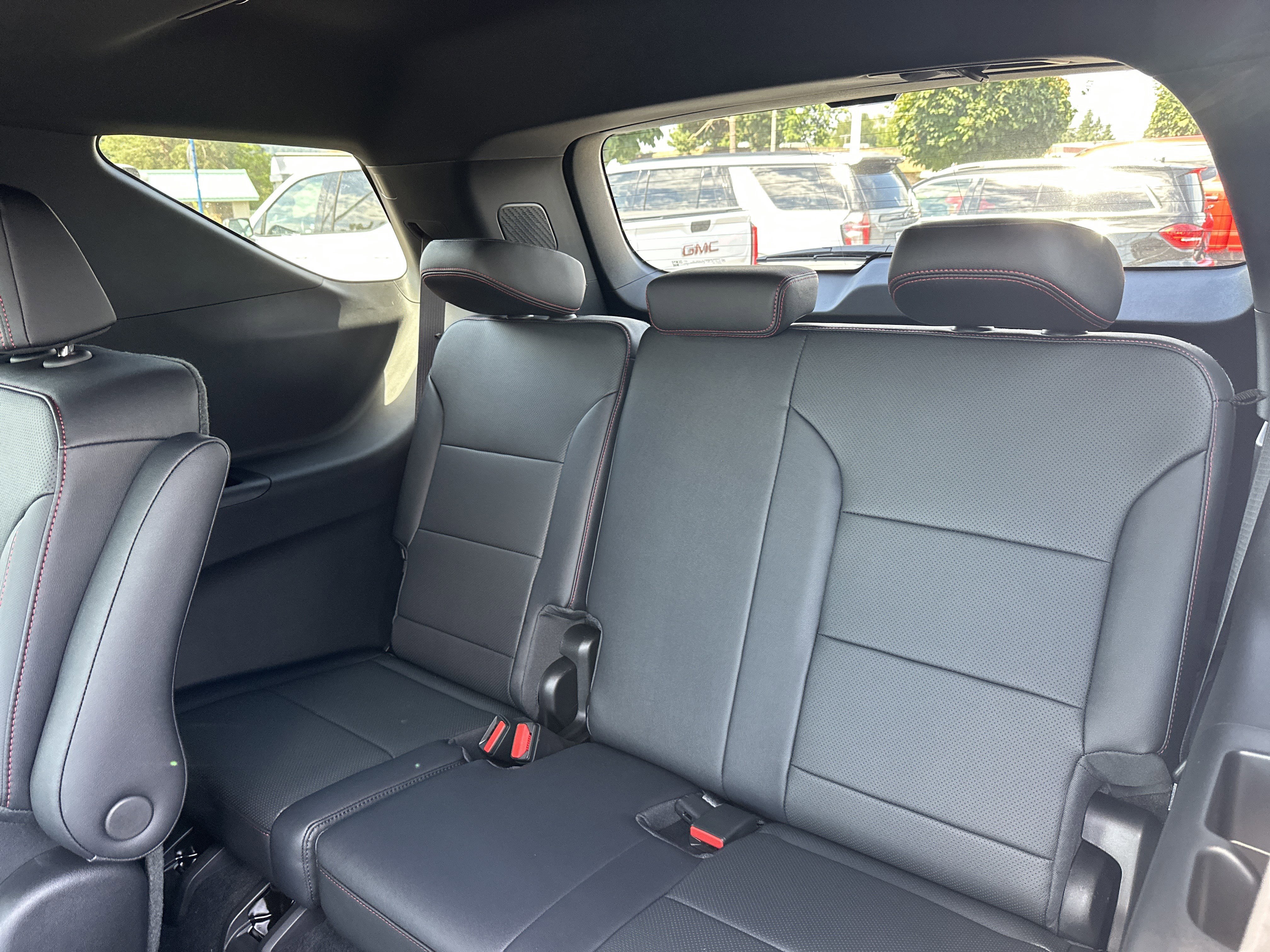 New 2026 Chevrolet Traverse Z71 w/ Enhanced Driving Package image 13