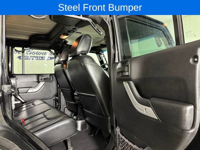 Used 2015 Jeep Wrangler Unlimited Rubicon image 18