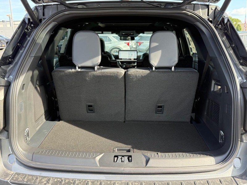 New 2027 Ford Explorer ST w/ Sun And Sound Package AWD/4WD image 7