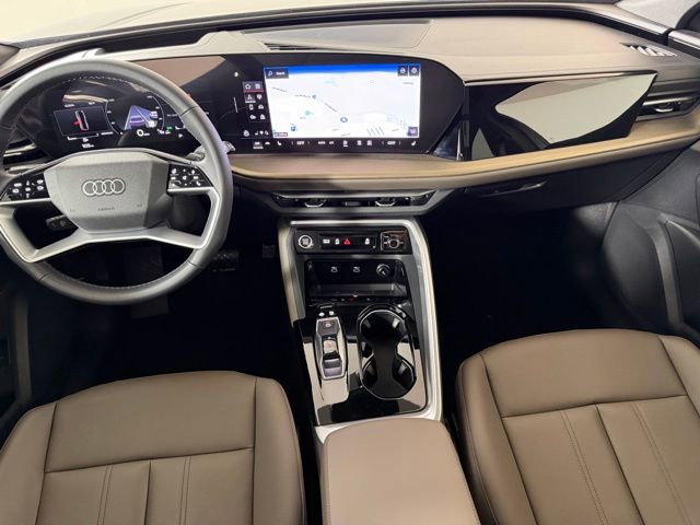 Used 2025 Audi Q5 Premium Plus w/ Premium Plus AWD/4WD image 14