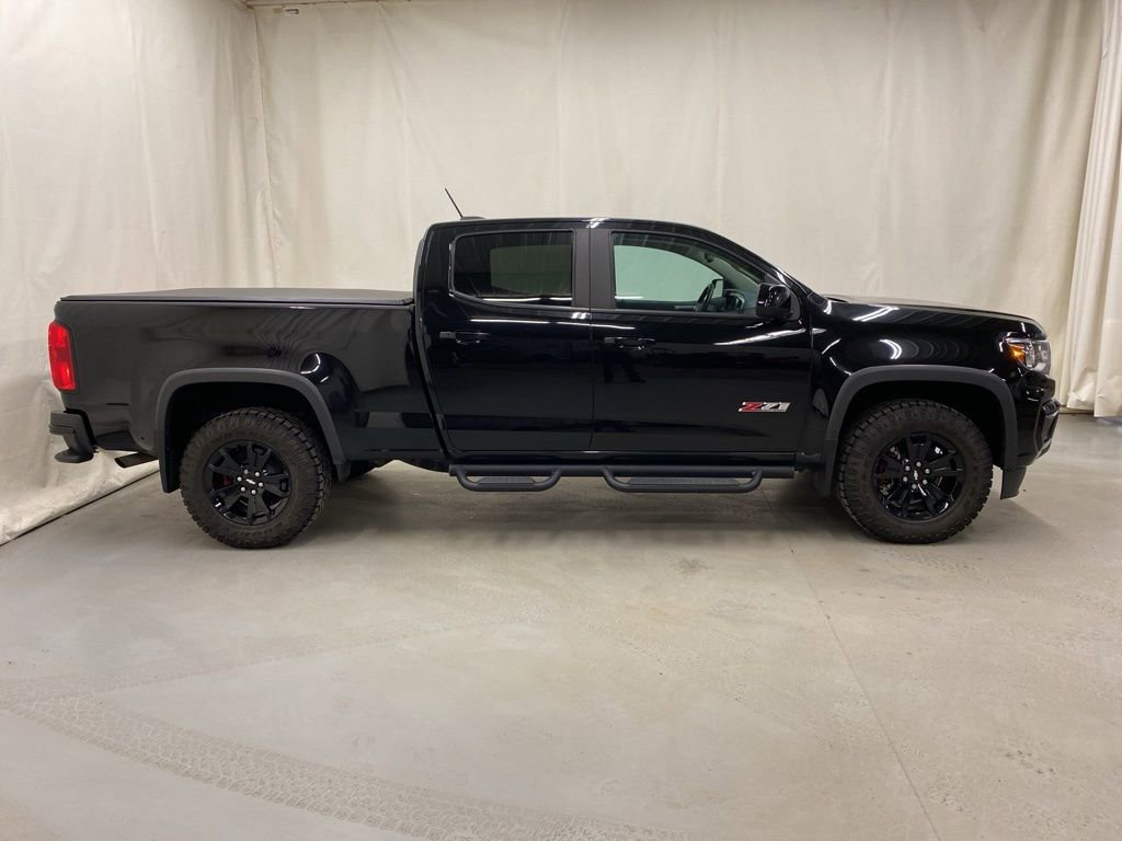 Used 2021 Chevrolet Colorado Z71 w/ Z71 Midnight Edition image 9