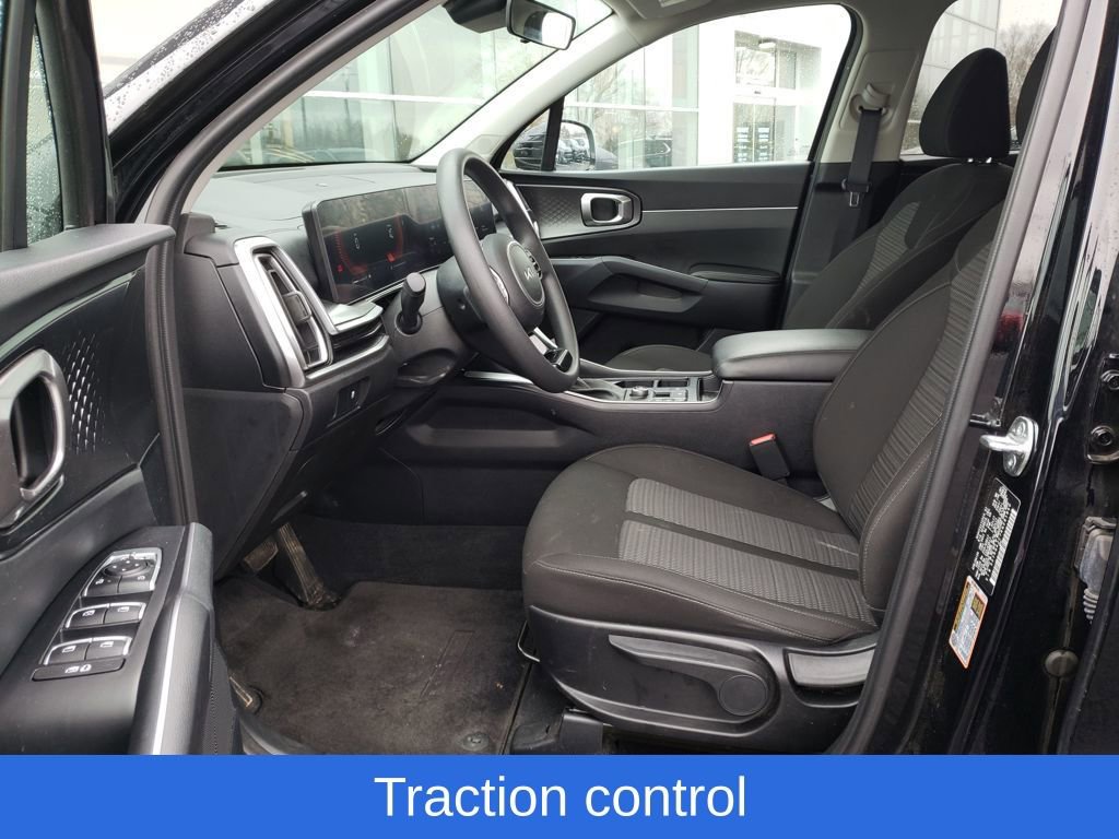 Used 2024 Kia Sorento LX image 15