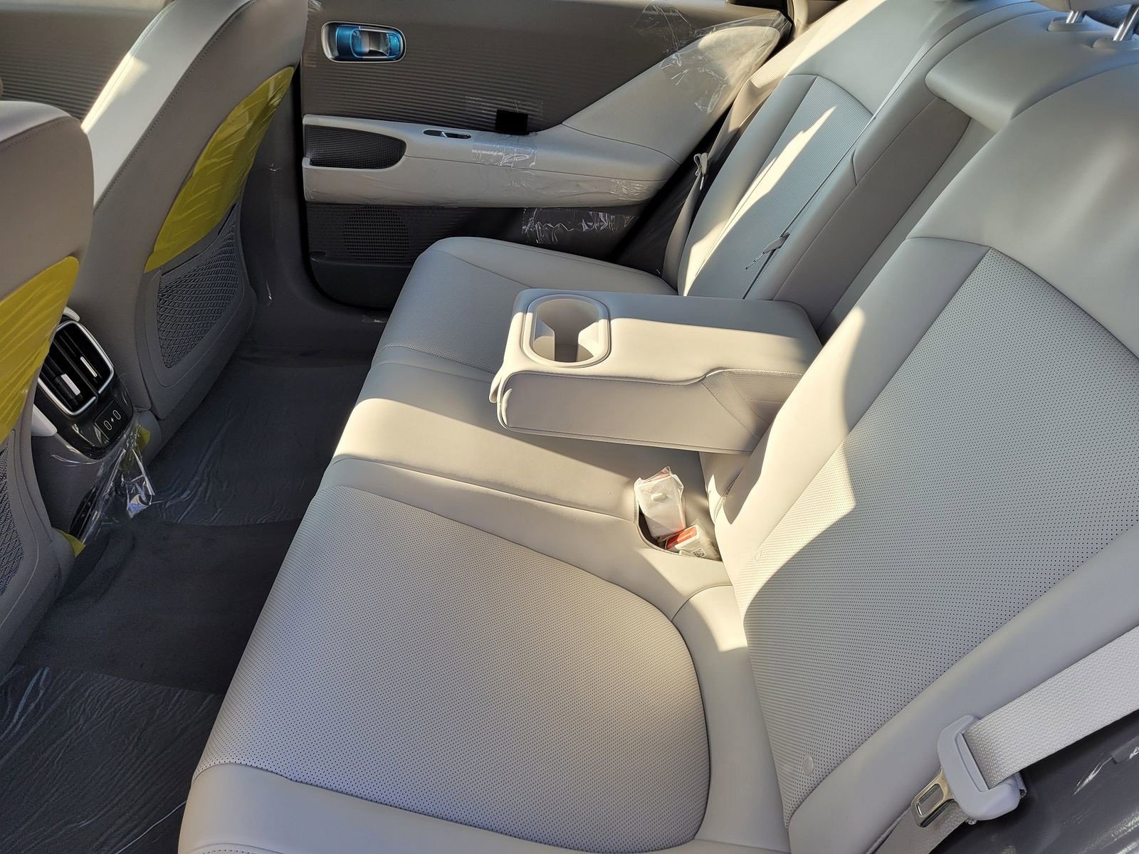 New 2025 Hyundai Ioniq 6 Limited image 8