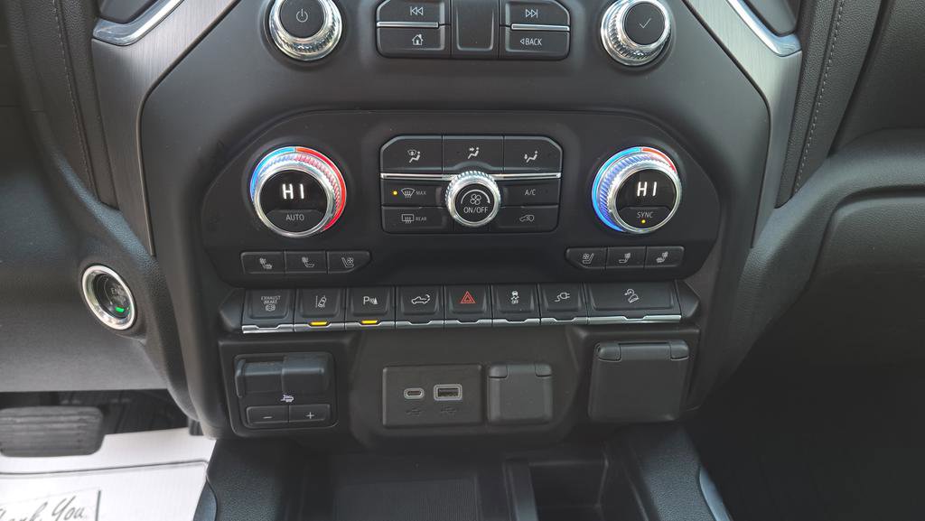 Used 2020 GMC Sierra 2500 Denali w/ Denali Ultimate Package image 28