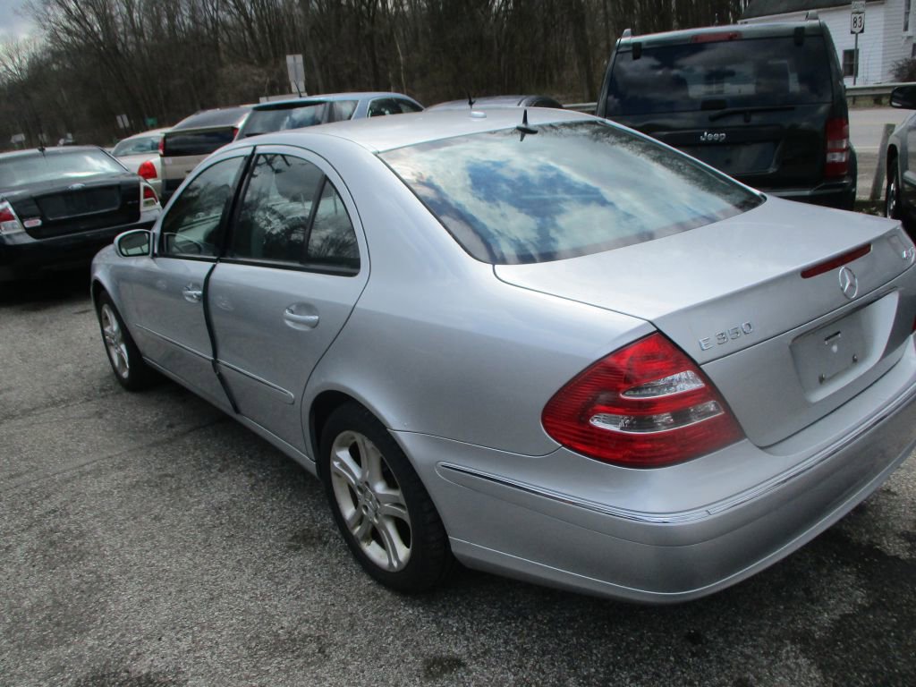 Used 2006 Mercedes-Benz E 350 4MATIC Sedan image 9