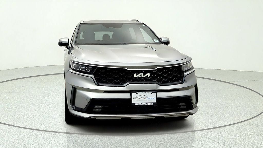 Used 2022 Kia Sorento SX Prestige AWD/4WD image 2