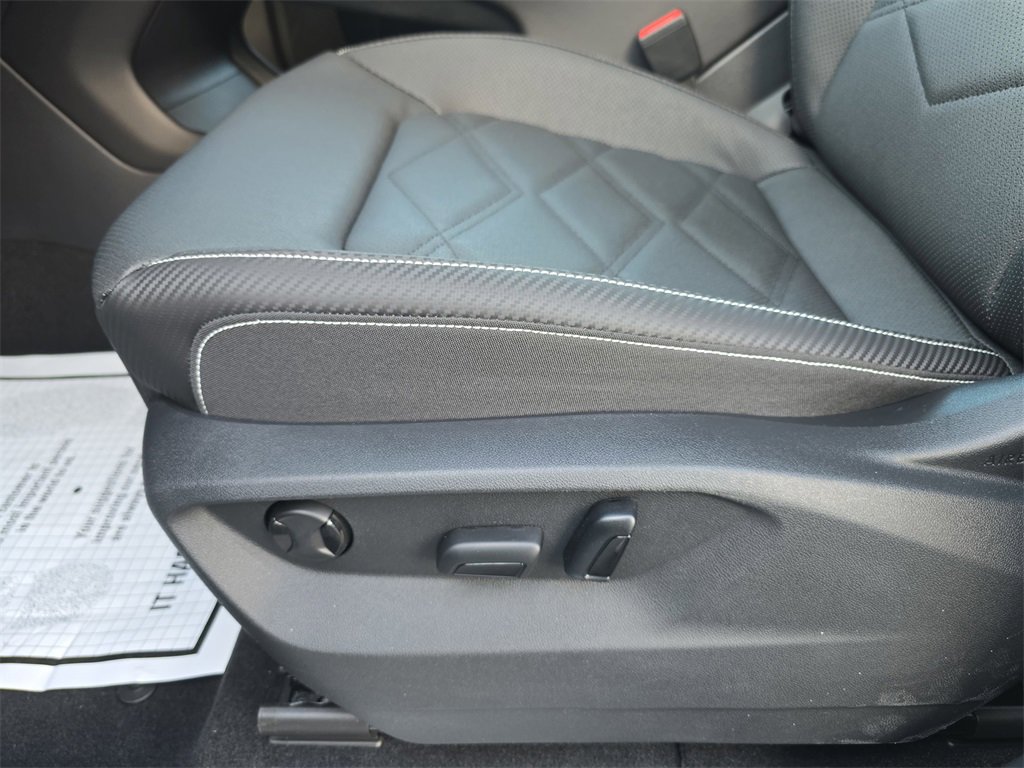 New 2026 Volkswagen Atlas Cross Sport SE image 25