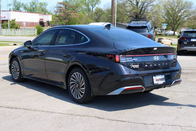 New 2025 Hyundai Sonata SEL FWD image 5