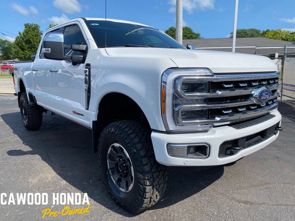Used 2023 Ford F350 Platinum w/ Tremor Off-Road Package AWD/4WD image 1
