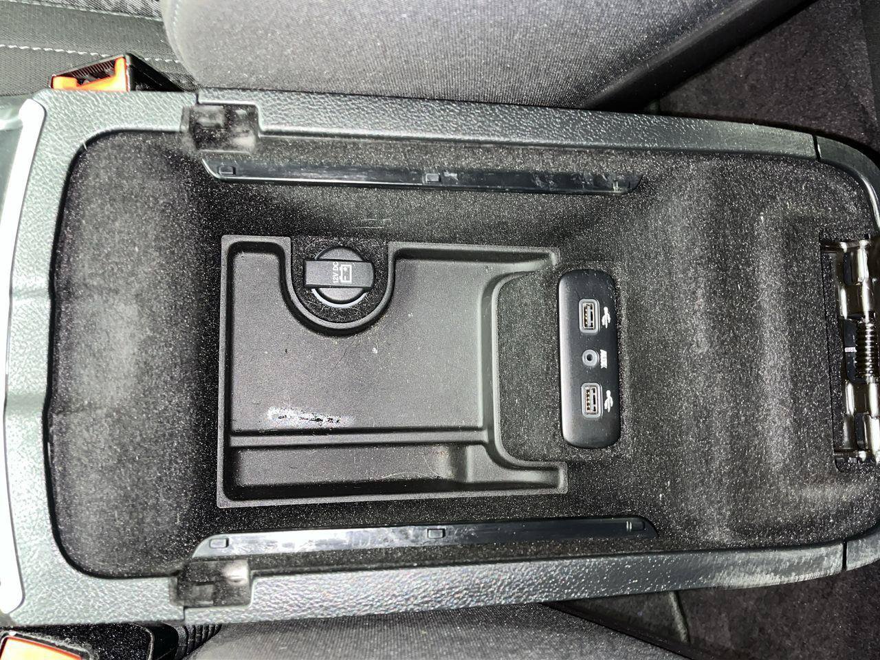 Used 2017 Dodge Charger SXT AWD/4WD image 22