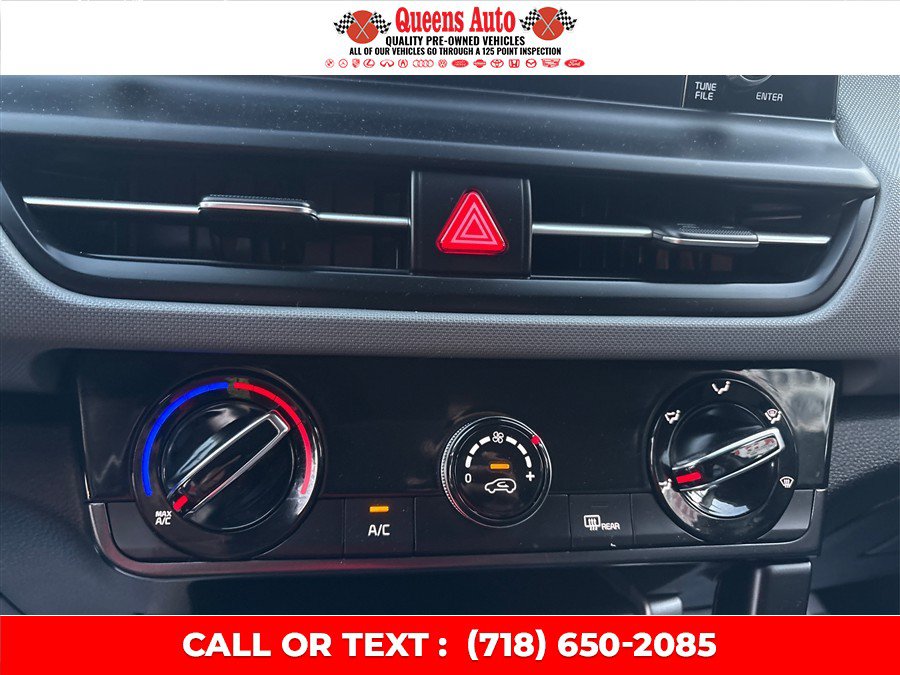 Used 2023 Kia Seltos LX AWD/4WD image 32