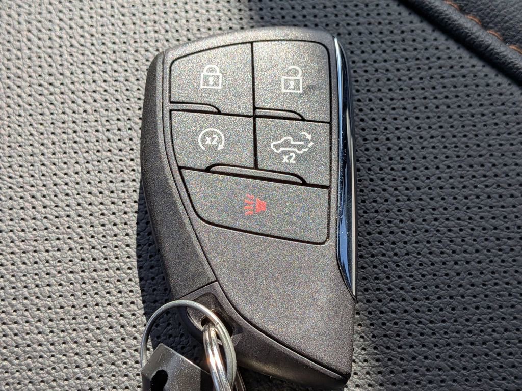 Used 2025 GMC Sierra 1500 AT4 image 35