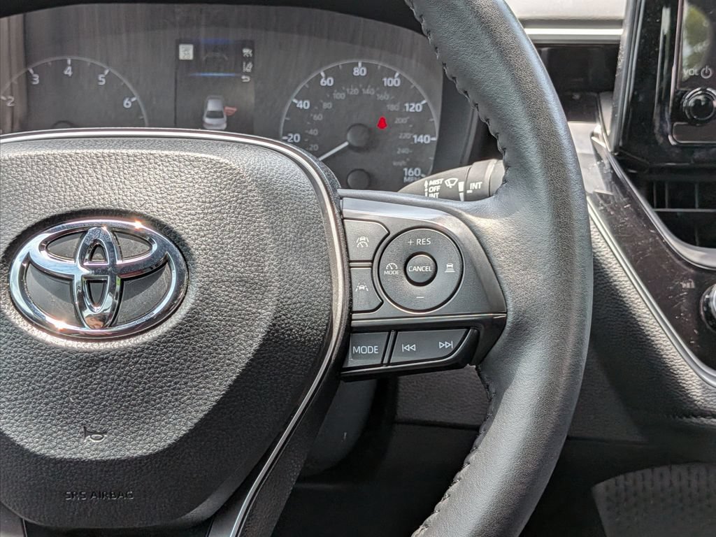 Used 2025 Toyota Corolla SE FWD image 15