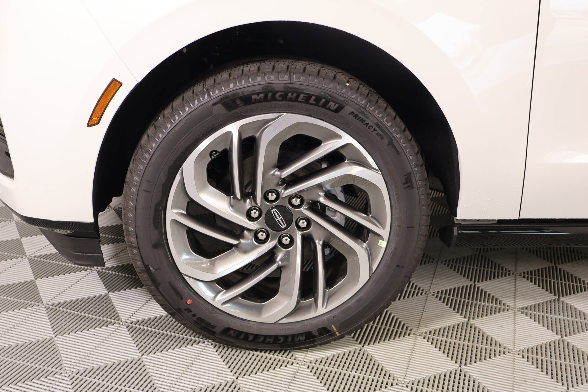 New 2026 Lincoln Navigator L Reserve AWD/4WD image 19