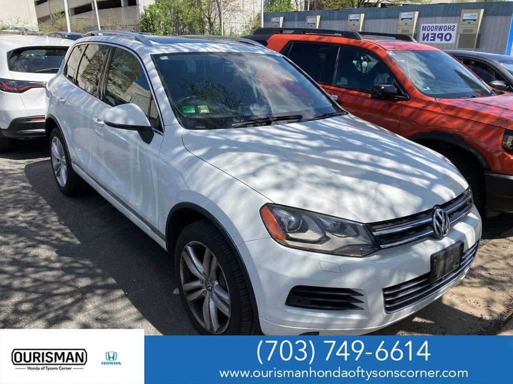 Used 2014 Volkswagen Touareg Executive image 1